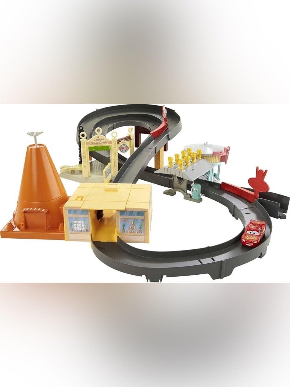 Disney Pixar 2019 Cars Race Around Radiator Springs Complete set